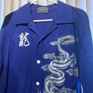 Versace size L dress shirt. In good condition